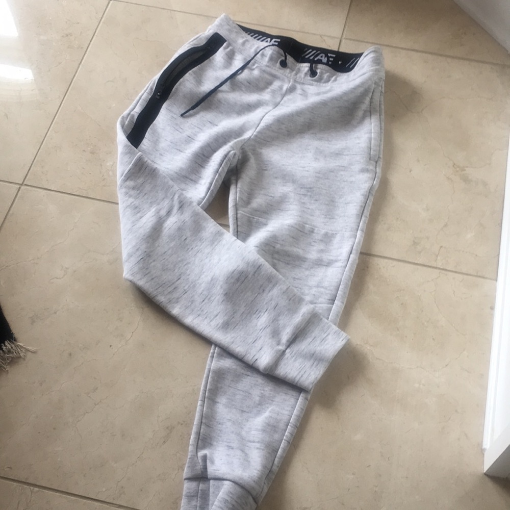 American Eagle Guys Joggers